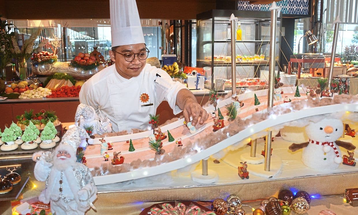 Penang Hotel's Christmas Buffets Showcase Culinary Excellence