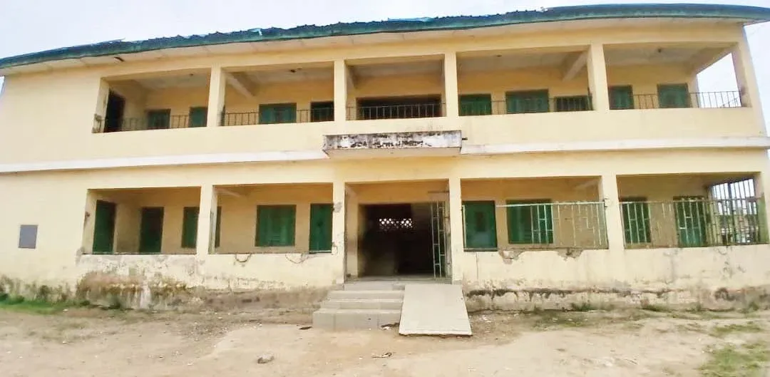 Ogun Community Demands School and Bridge as Children Risk Expressway Crossings